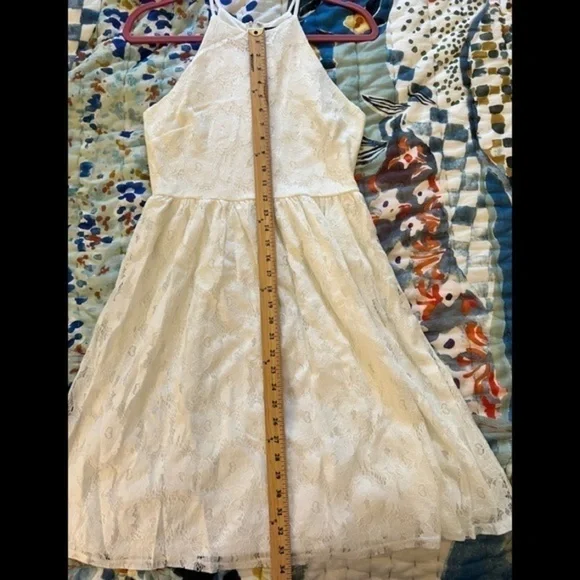 AQUA BLOOMINGDALE’S M Lace High-Neck Sleeveless Mini Dress - Picture 2 of 10